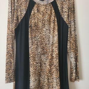 Leopard Print Stretch Top Size L